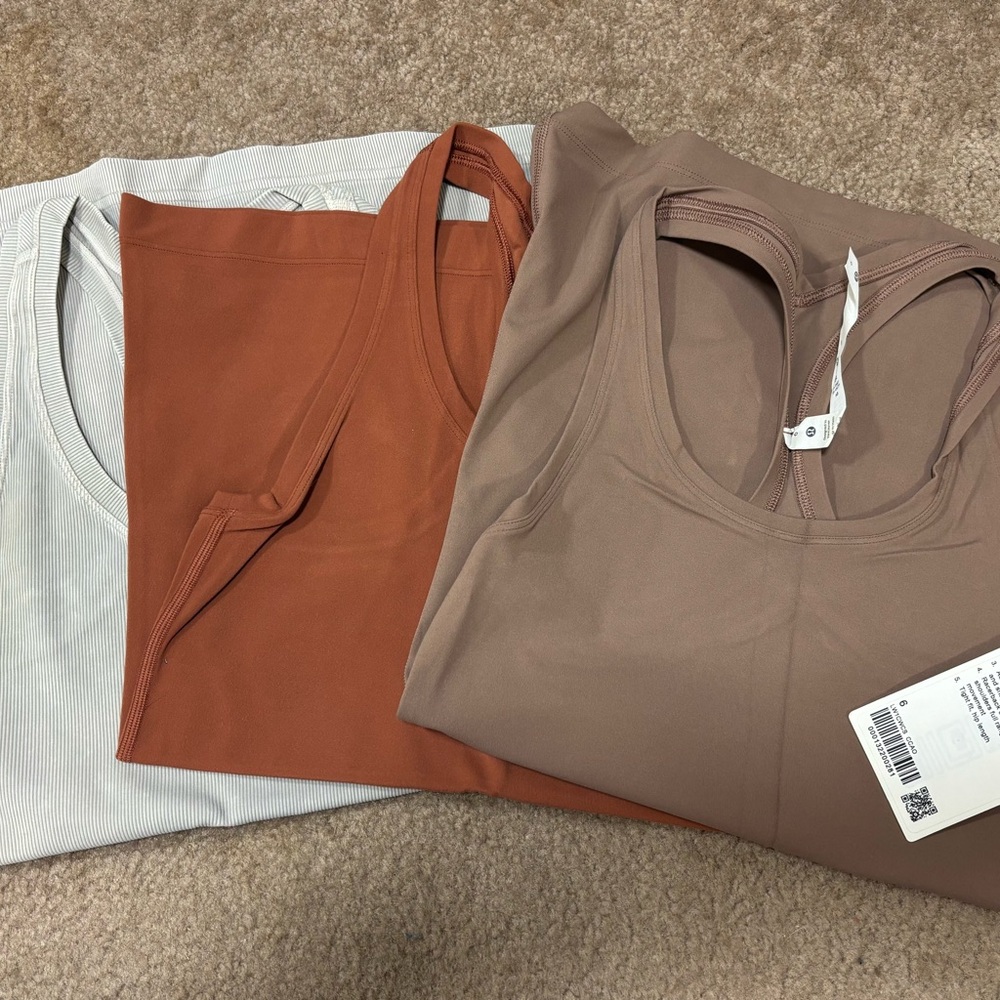 Lululemon racerback tanks (3)